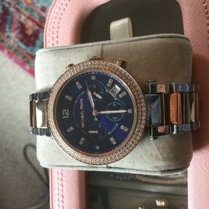 Womens watch